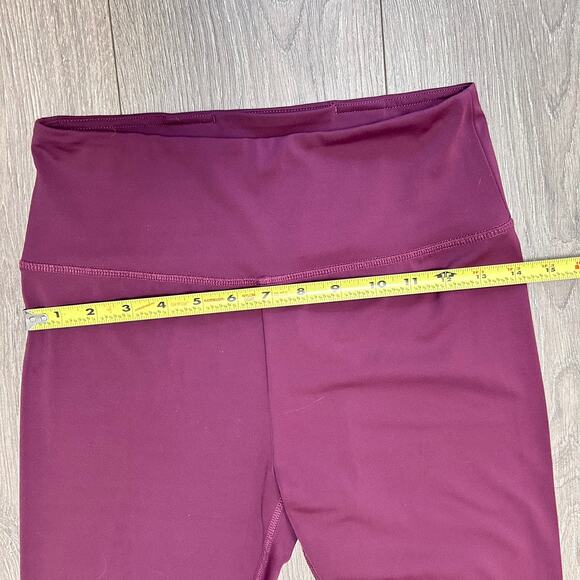 Lou & Grey Hi-Rise Burgundy Red Athletic Workout Leggings - Size Small - Picture 3 of 6